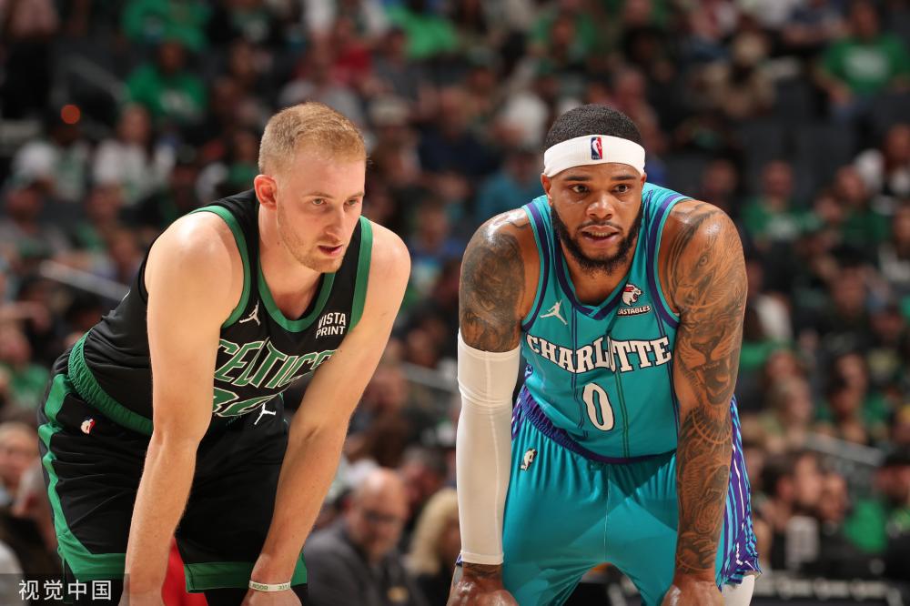 双方球队就 双方球队就