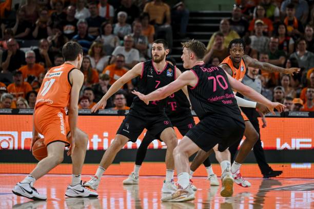 并且德拉季 并且德拉季